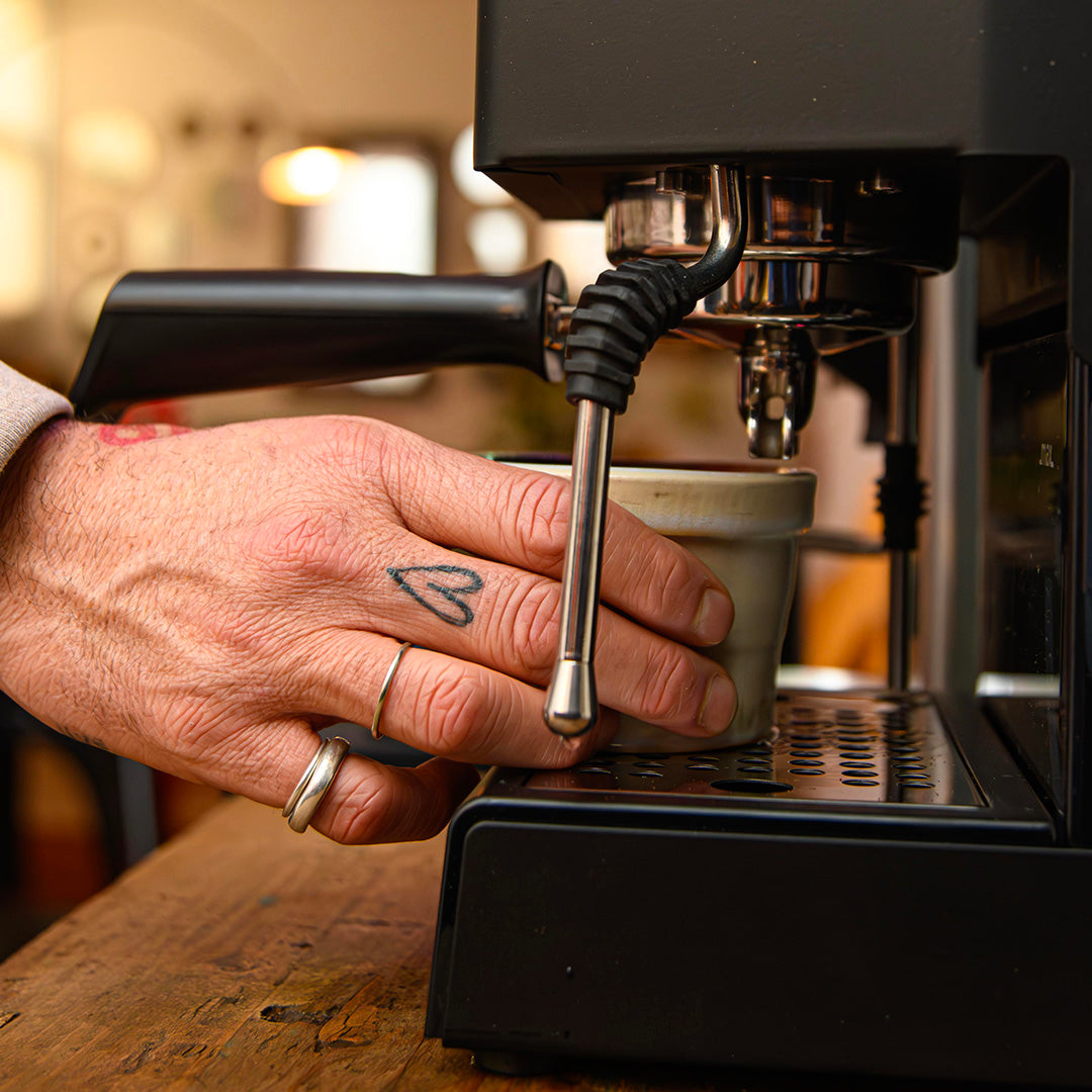 Gaggia Classic UP Semi-Automatic Espresso Machine EG2500/00 (Stainless Steel) Espresso Machine Gaggia