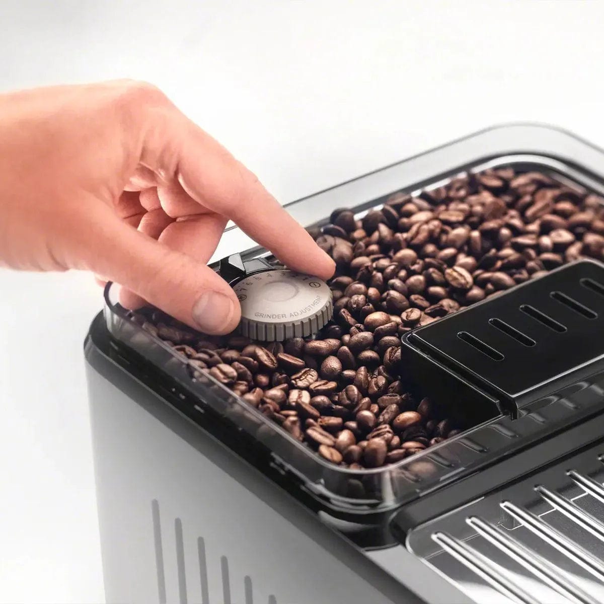 De'Longhi Eletta Explore Super Automatic Espresso Machine with Cold Brew ECAM45086S Super Automatic Espresso Machine DeLonghi