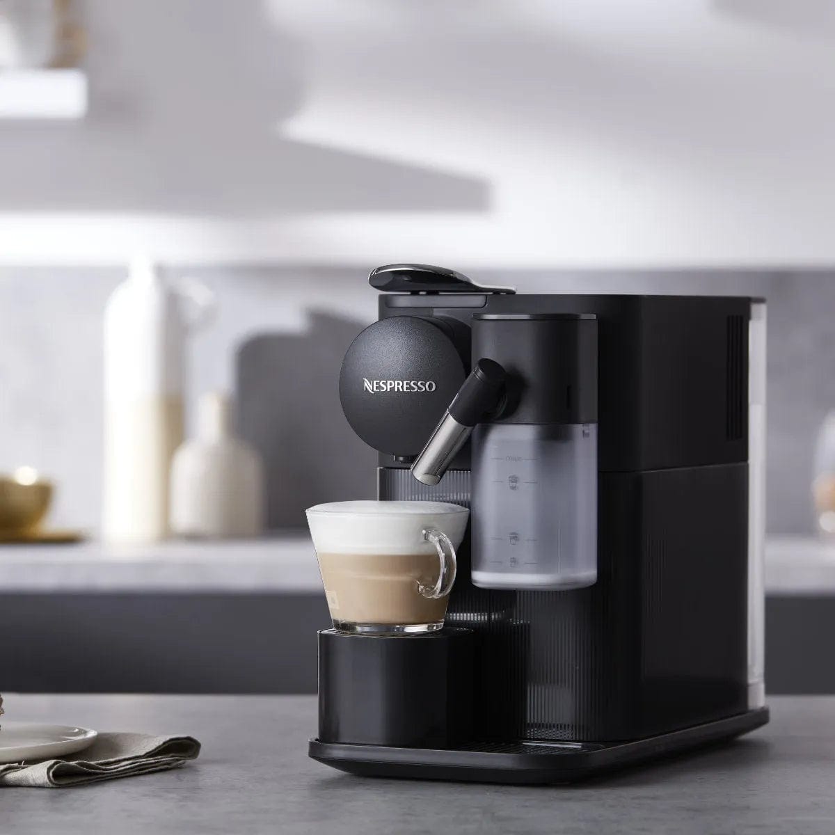 Nespresso Lattissima One Espresso Machine by De'Longhi EN510B (Shadow Black) Nespresso Machine DeLonghi