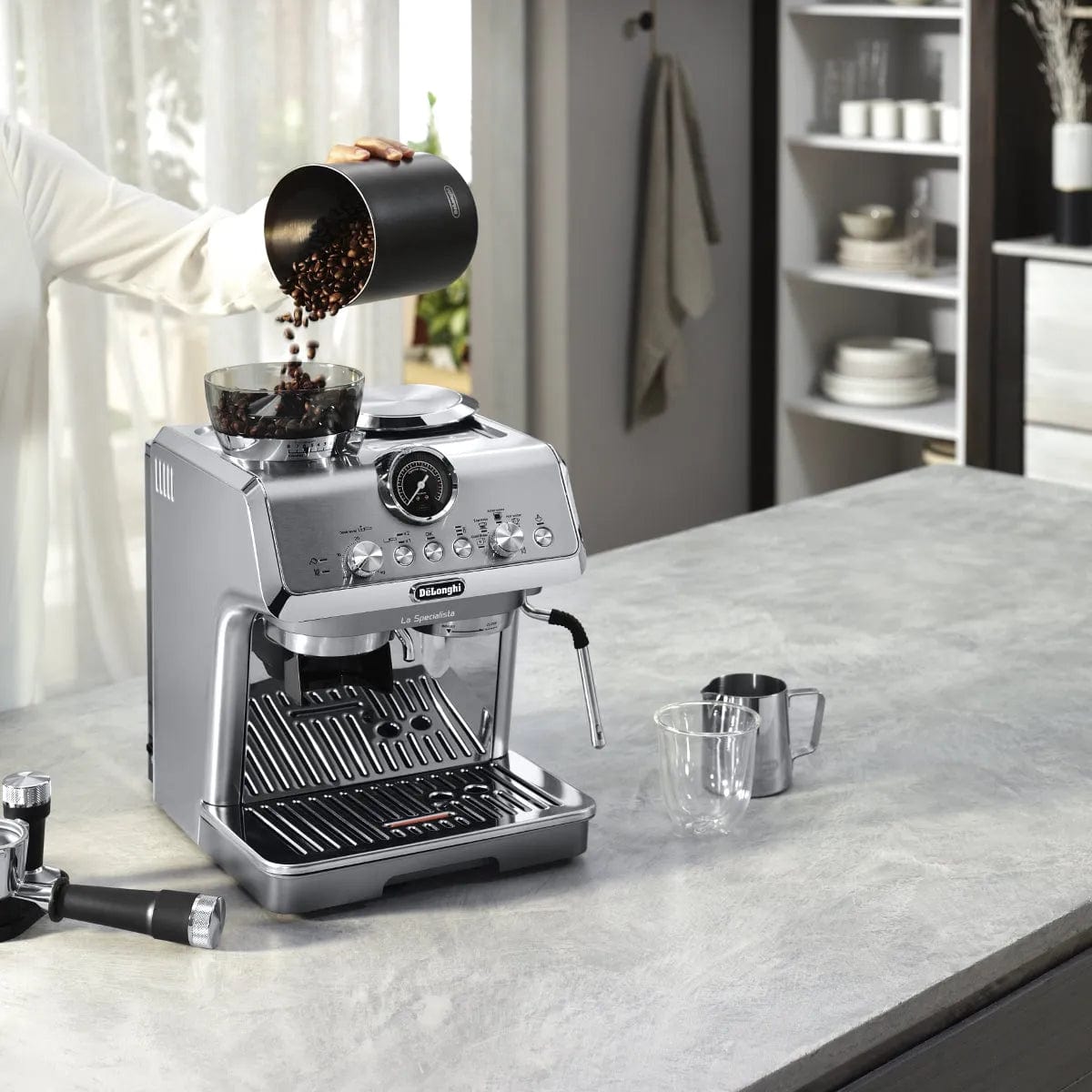 De'Longhi La Specialista Arte Evo Semi-Automatic Espresso Machine with Cold Brew EC9255M Espresso Machine DeLonghi
