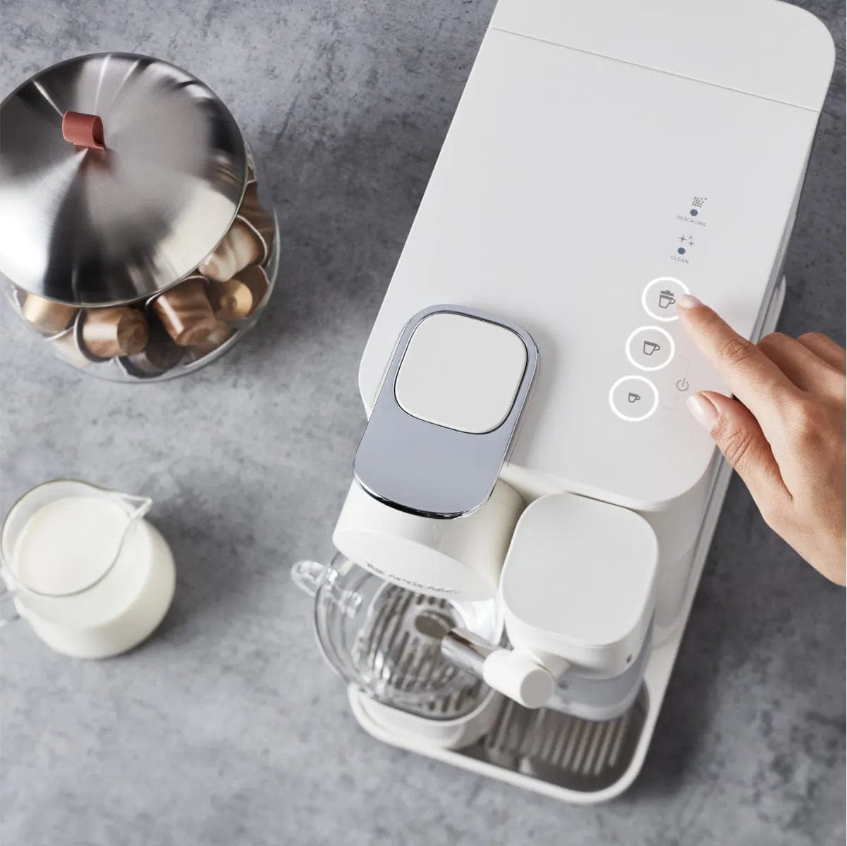 Nespresso Lattissima One Espresso Machine by De'Longhi EN510W (Porcela