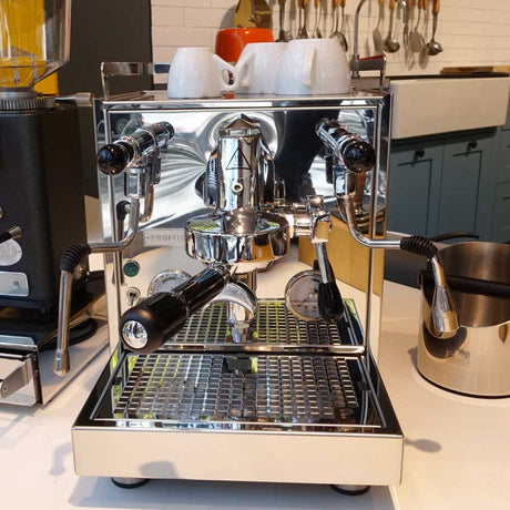 Profitec Pro 500 Heat Exchanger & Quick Steam Espresso Machine With E61 Group Head, PID Temperature Control - Open Box (4059) Espresso Machine (Prosumer) Profitec