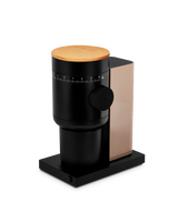 Fellow Opus 2 Conical Burr Grinder in malted chocolate with maple lid, detail
