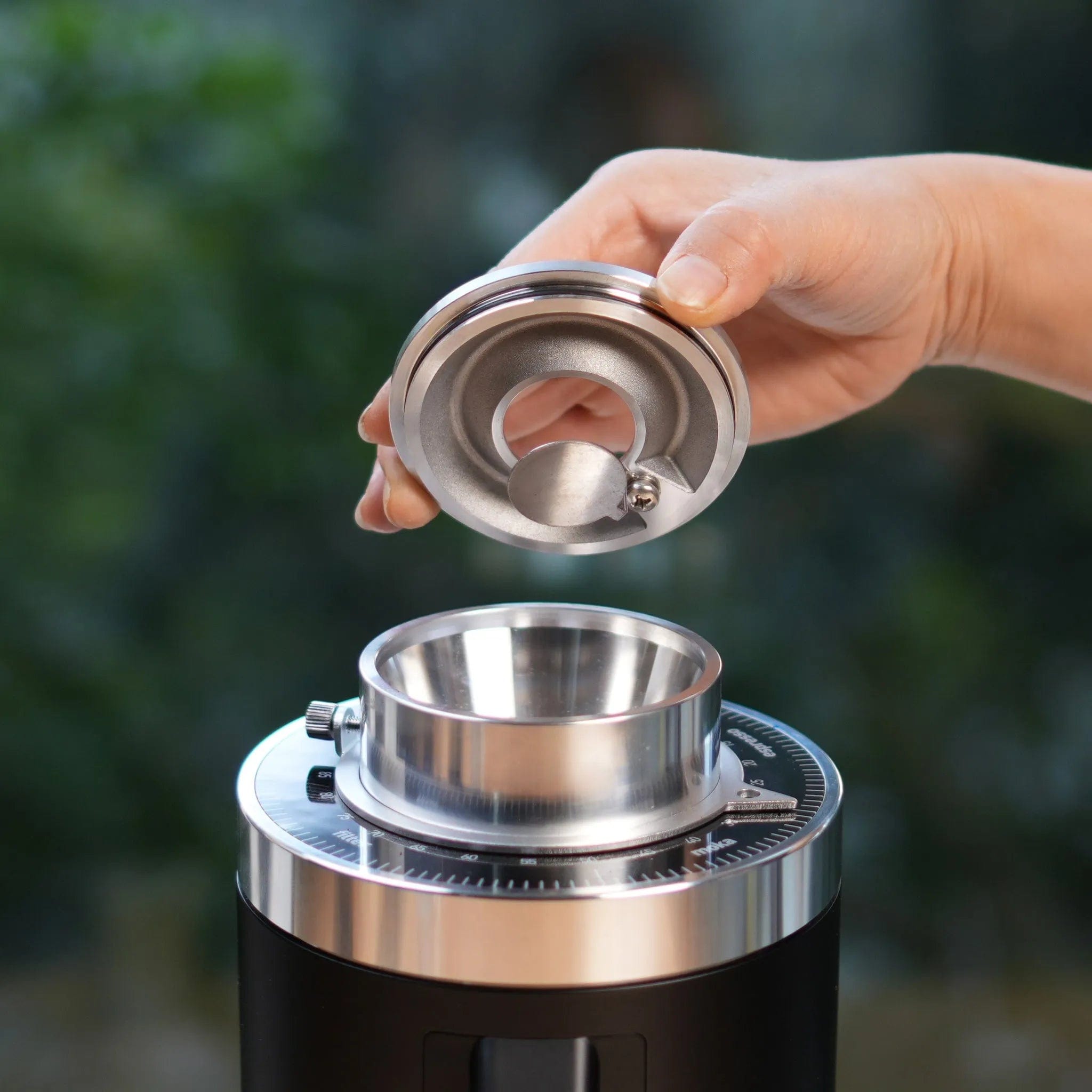 DF64 Gen 2 Coffee Grinder with Titanium Burrs - Thumbnail 3