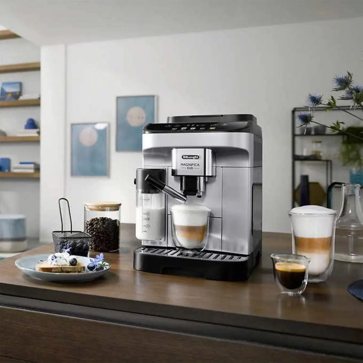 De'Longhi Magnifica Evo with LatteCrema System Super Automatic Espress