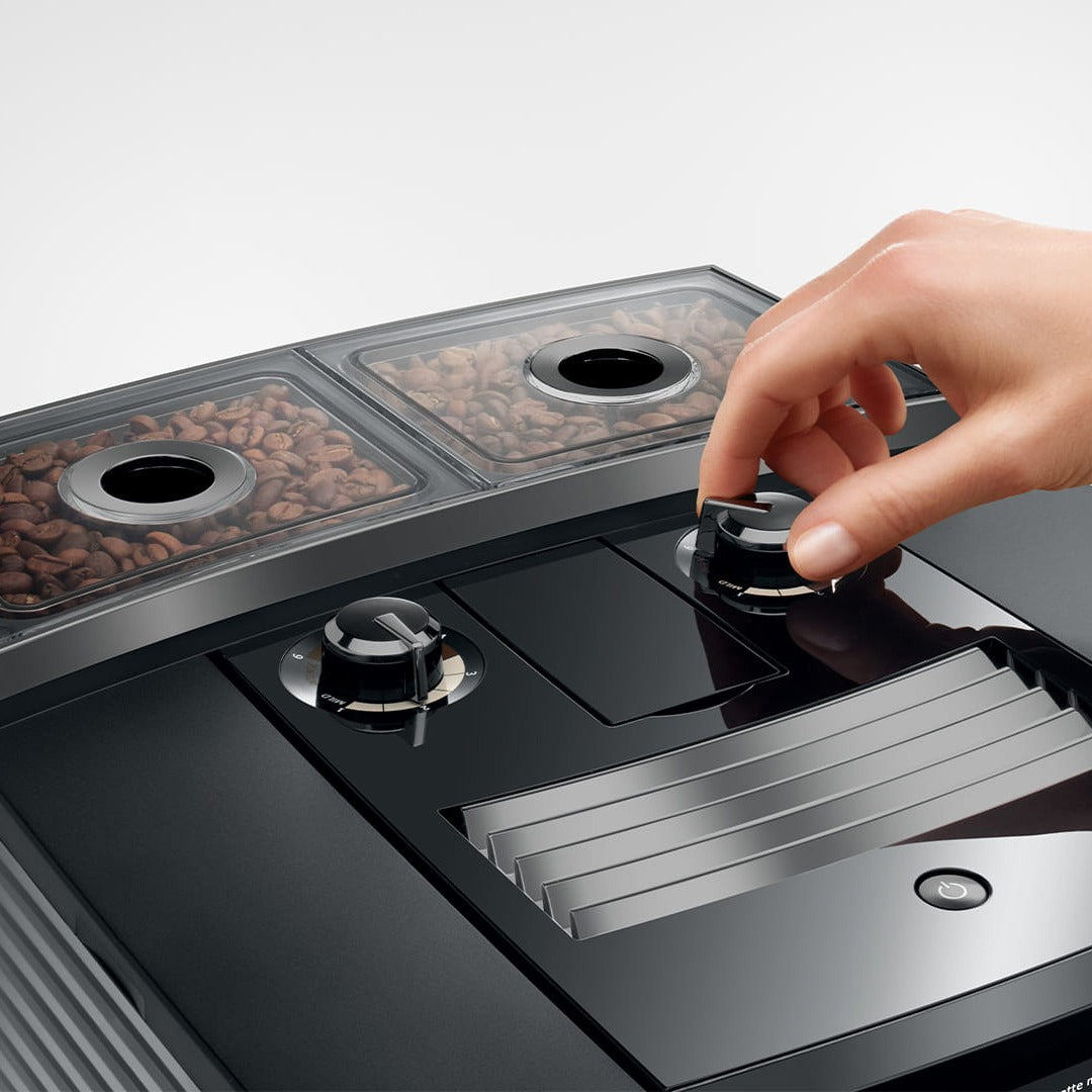 Jura J10 Twin Super Automatic Coffee Machine 15724 (Diamond Onyx) Super Automatic Espresso Machine Jura