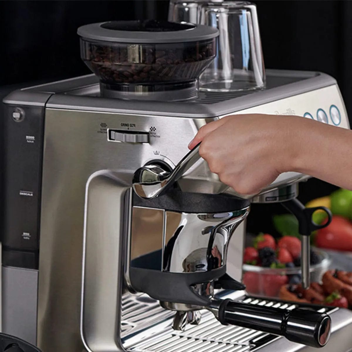 Breville The Barista Express Impress Semi-Automatic Espresso Machine B