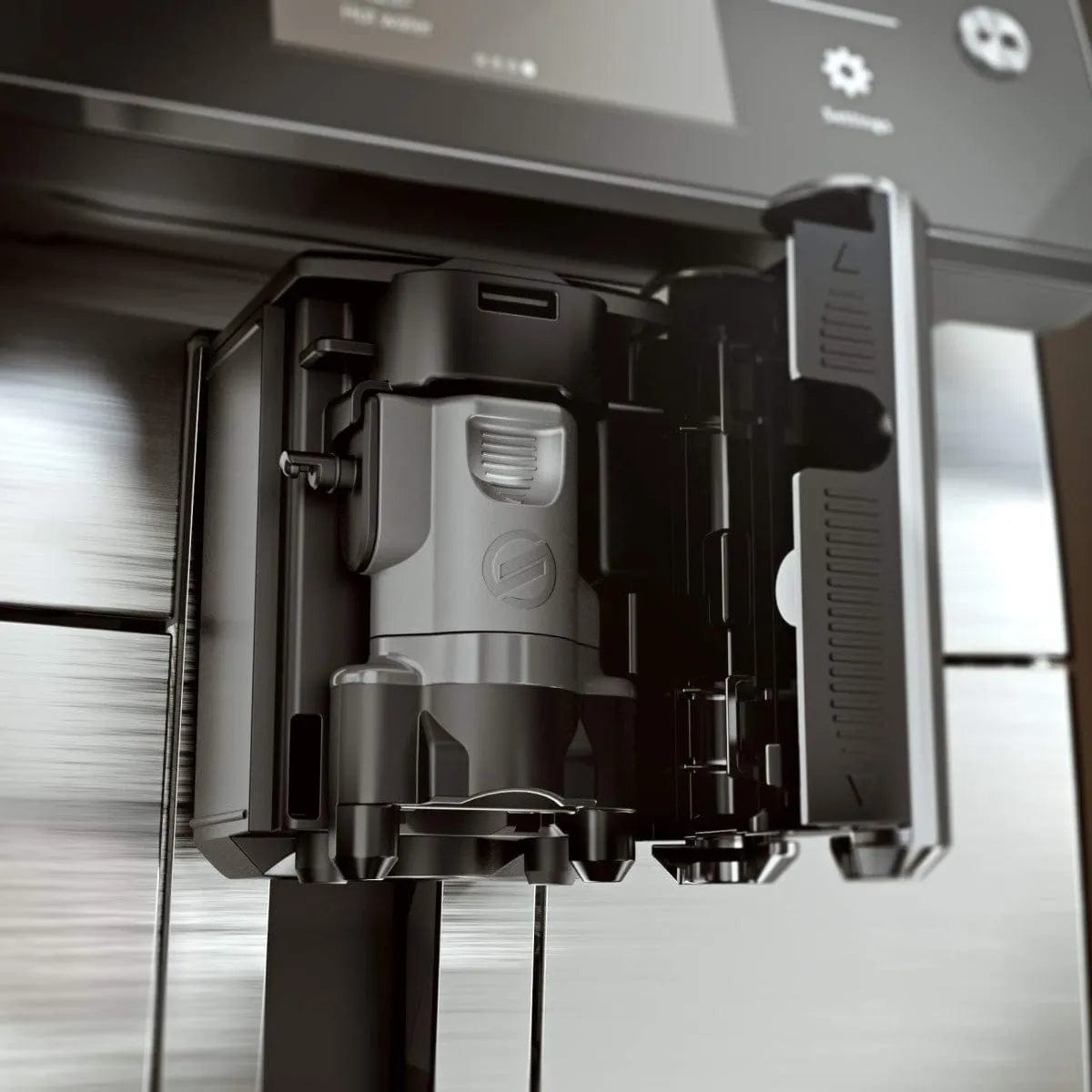 Saeco Xelsis Super Automatic Coffee Machine with Touchscreen